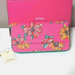 Trina Turk  Zip Around Vibrant Pink Floral Wallet. NEW With Box
